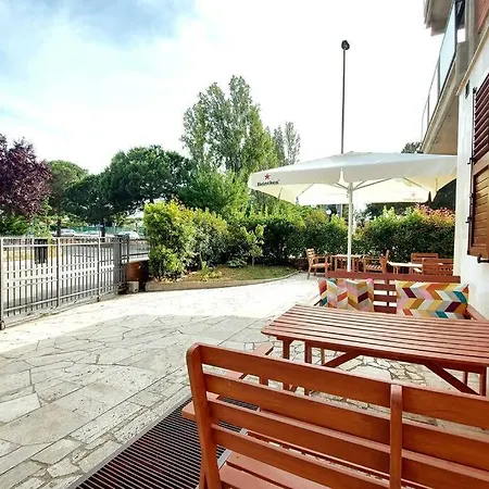 Lejlighed Vicino Al Mare Con Giardino E Parcheggio Privato *
